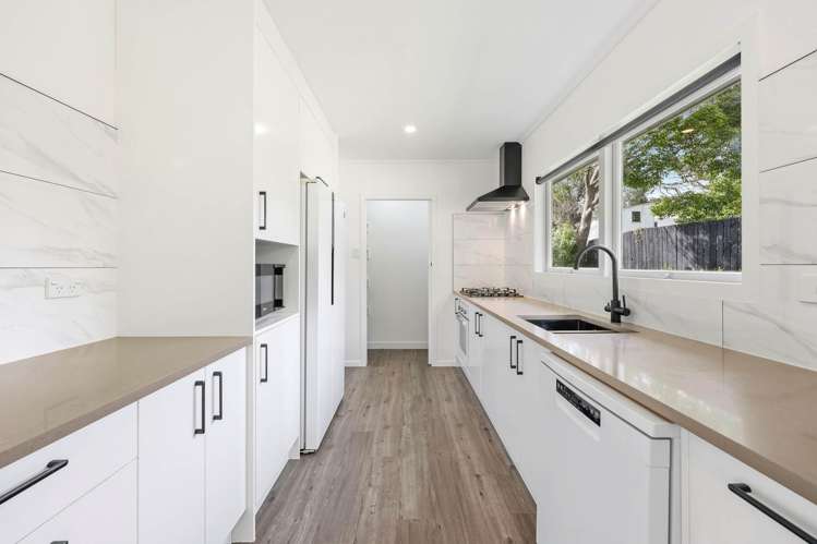 9 Beeche Place Birkdale_12