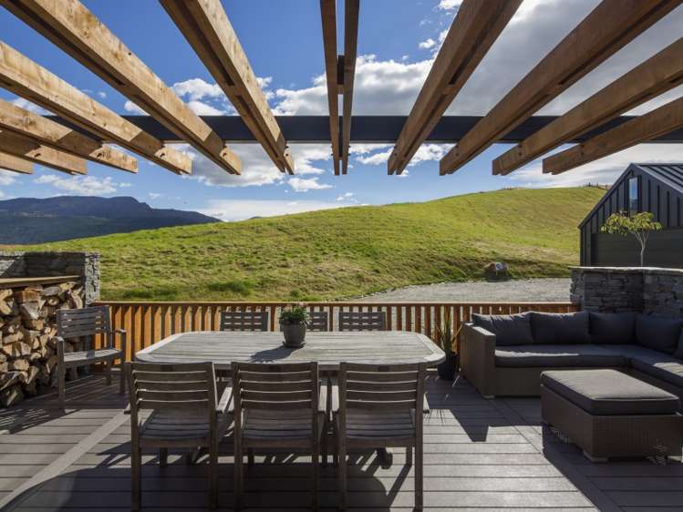 88 Threepwood Road Dalefield/Wakatipu Basin_17