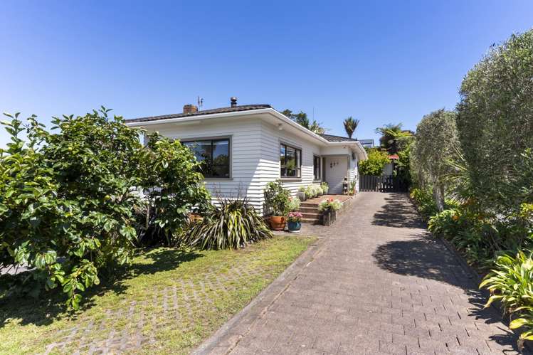 11 Himikera Avenue Avondale_21