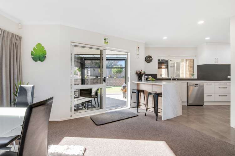 84 Tauranga Place Orewa_10