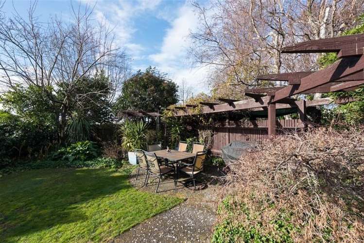 26 Lewis Street Redwoodtown_13