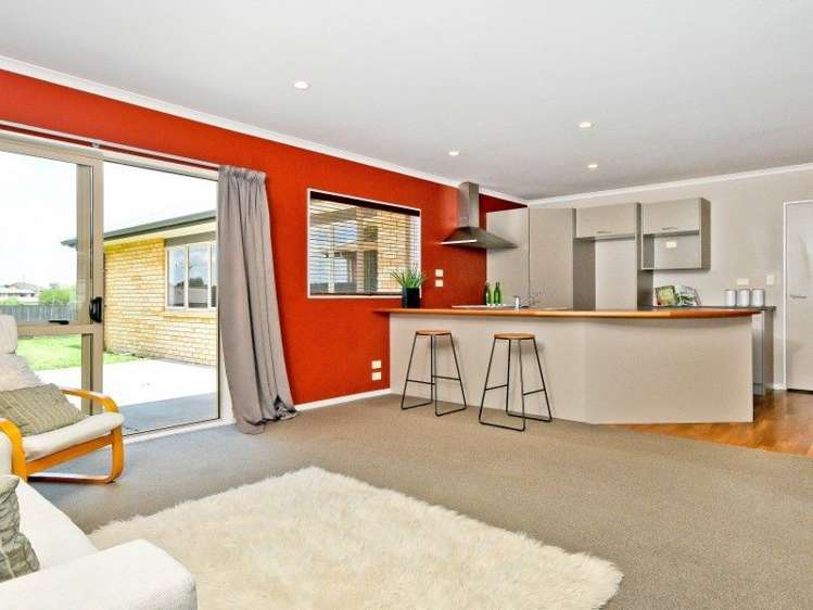 91 Farnborough Drive Grandview Heights_4