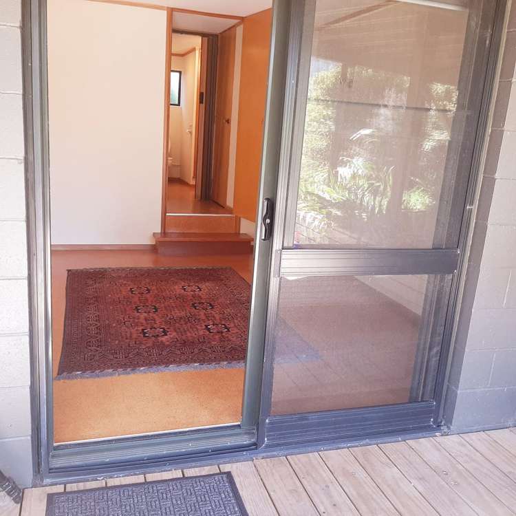 1212 Huia Road Huia_9