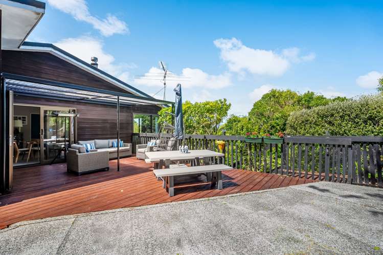 21 Gaya Grove Ngaio_21