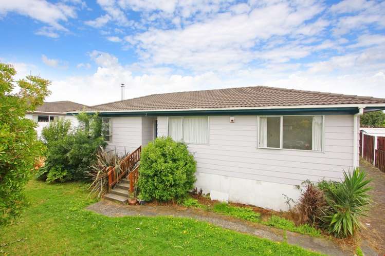13 Benton Place Manurewa_1