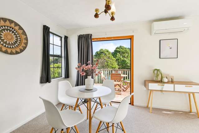 65 Percy Dyett Drive Karori_3