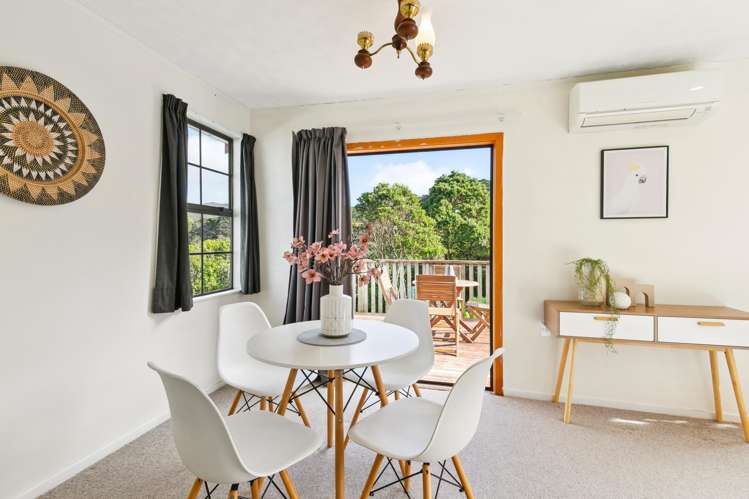 65 Percy Dyett Drive Karori_3