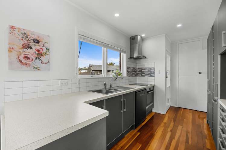 108 Gossamer Drive Pakuranga Heights_2