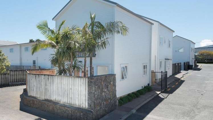 97A Mays Road_0