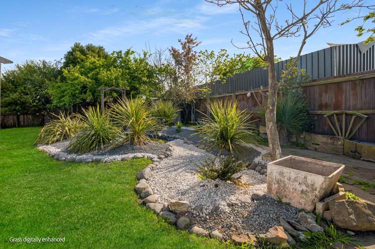 327A Breezes Road Aranui_18
