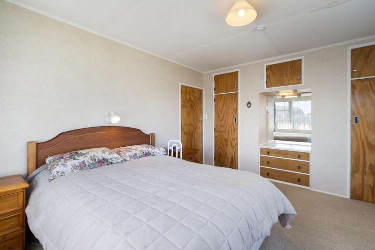 249 Vogel Street Roslyn_17