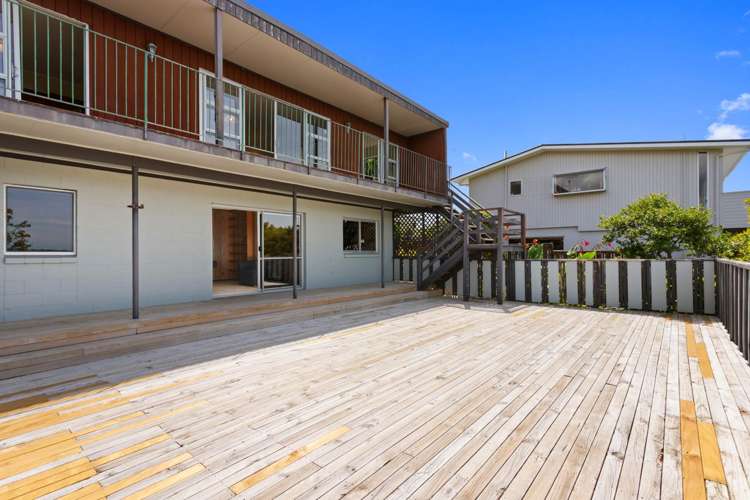 42 Rewarewa Road Te Atatu Peninsula_40
