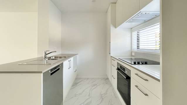 3/3 Fairdale Place Birkdale_1