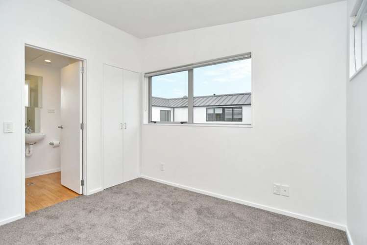 A9/101 Caledonian Road Saint Albans_6