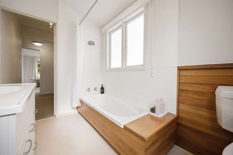 24 Sutton Crescent Hillcrest_16