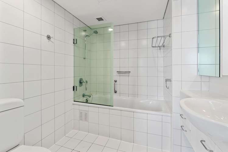 1008/9-17 Byron Avenue Takapuna_8