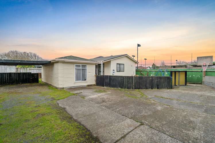22 Elizabeth Avenue_2