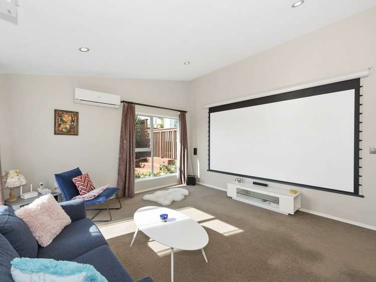 4 Heathfield Avenue Huntington_10