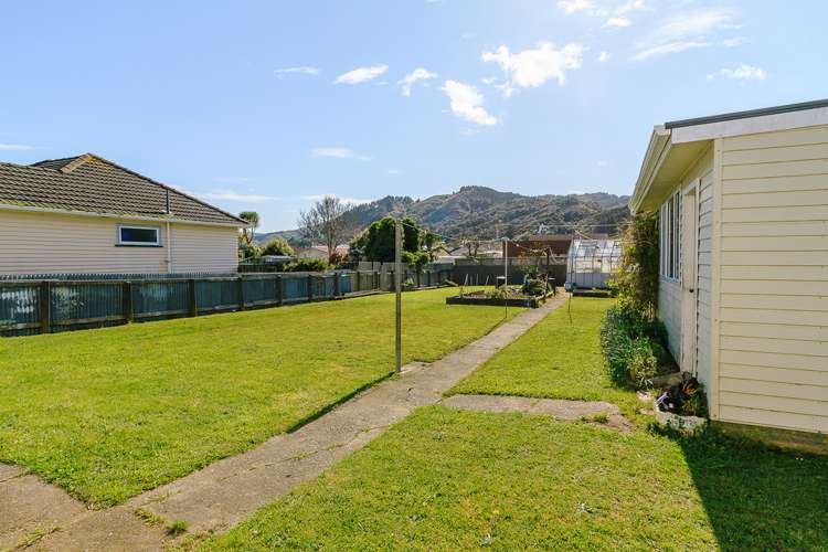17 Bledisloe Crescent Wainuiomata_16