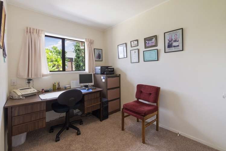 94 Gosford Drive Botany Downs_10