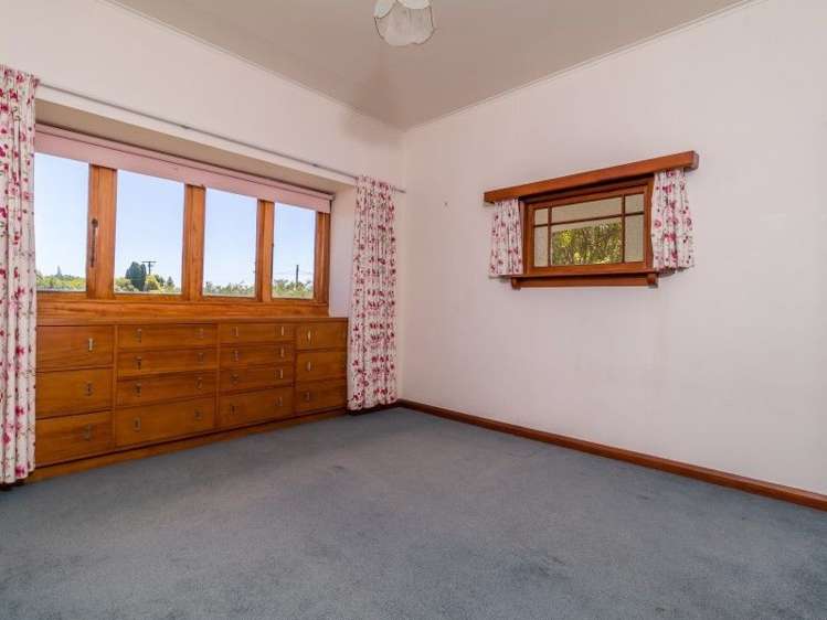 568 Lyndhurst Road Frimley_6