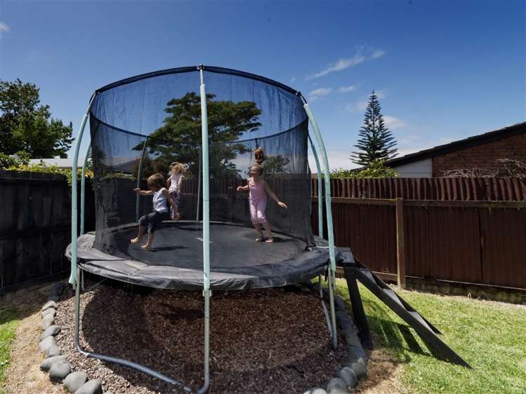 6/153a Te Atatu Road Te Atatu South_19