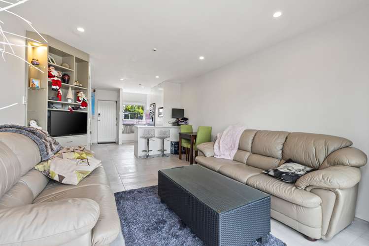 8/72 Kitchener Road Milford_10