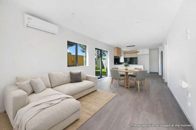 17D Martin Place Kelston_4