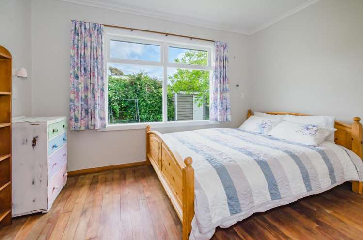 72 Raumati Road Raumati Beach_12