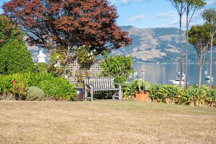 109 Beach Road Akaroa_19