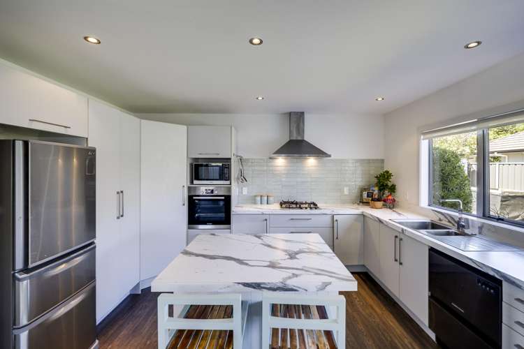 16 Begley Place Frimley_1