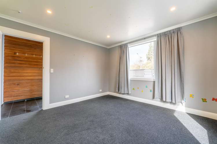 31 Richard Pearse Drive Temuka_9