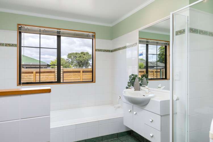 14 Springswood Grove Springlands_9