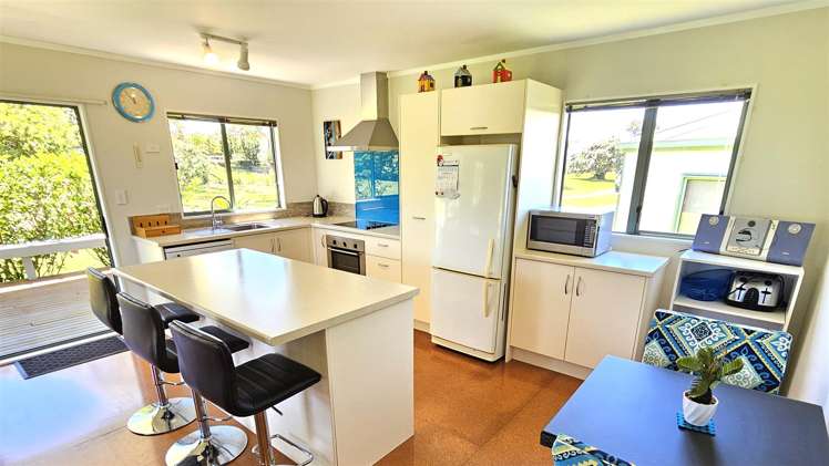 111 Castle View Road_4