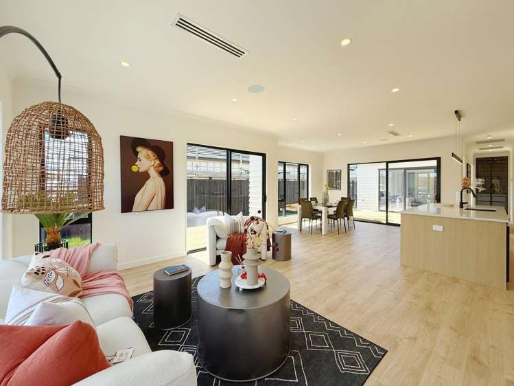 36 Tipu Crescent Wainui_2