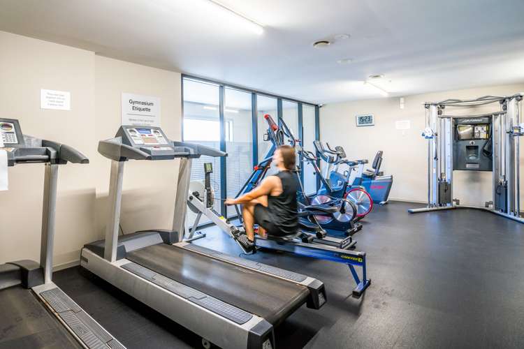 6a/24 James Cook Crescent Remuera_23
