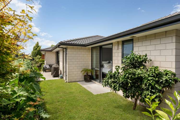 20 Raynor Crescent Pyes Pa_2