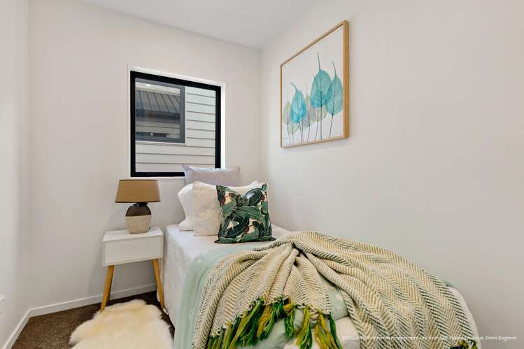 12A Holland Avenue Point England_14