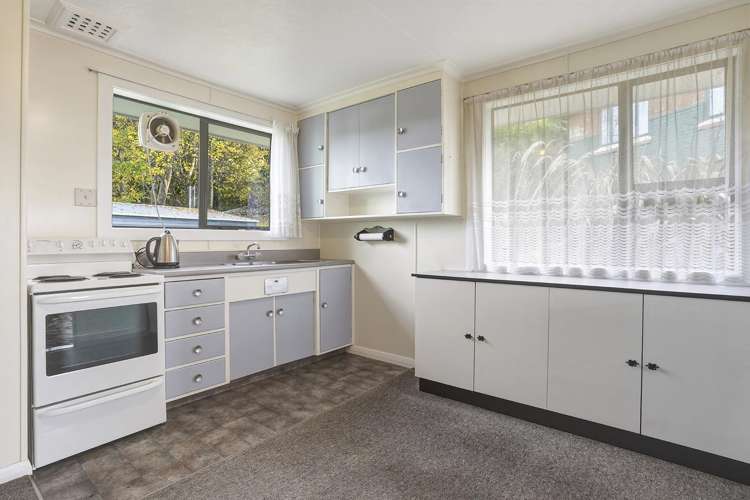 5 Stephen Street Halfway Bush_7