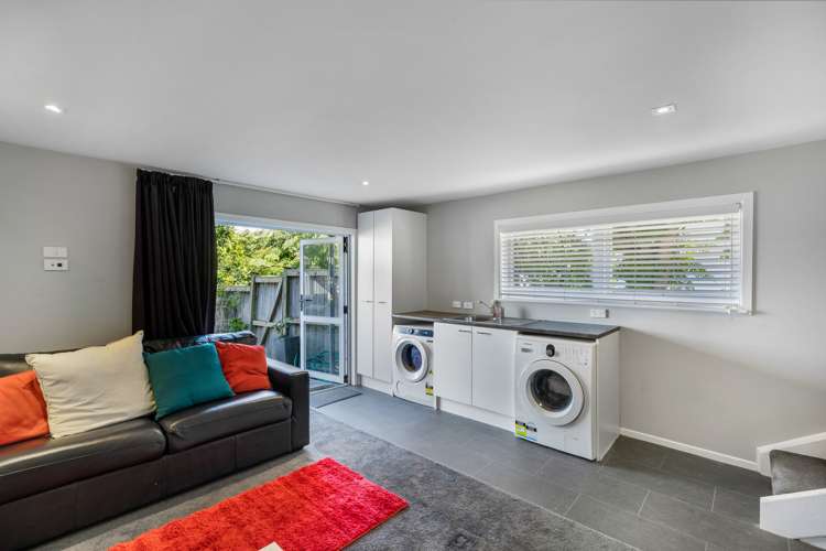 1/24 Colmar Road Mellons Bay_26