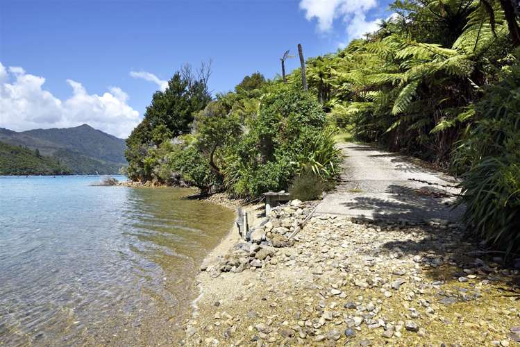 593 Bill Bryants Road Marlborough Sounds_25