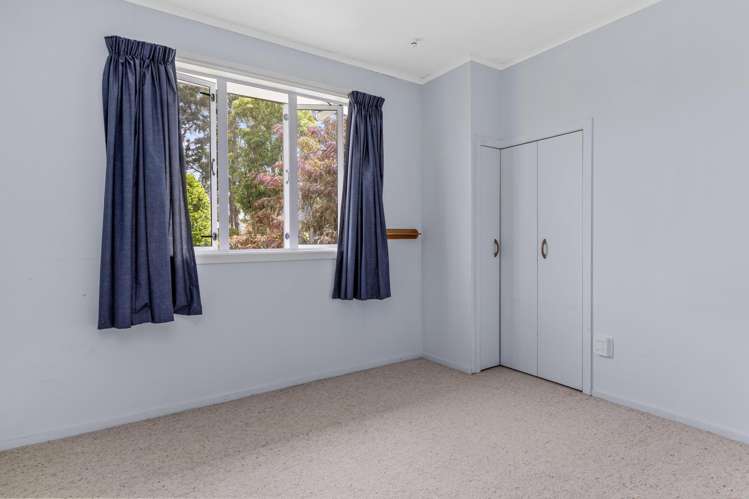 26 Huia Street Hilltop_11