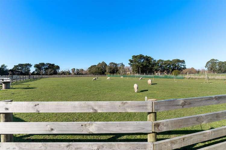 362 Somerset Road Carterton_23