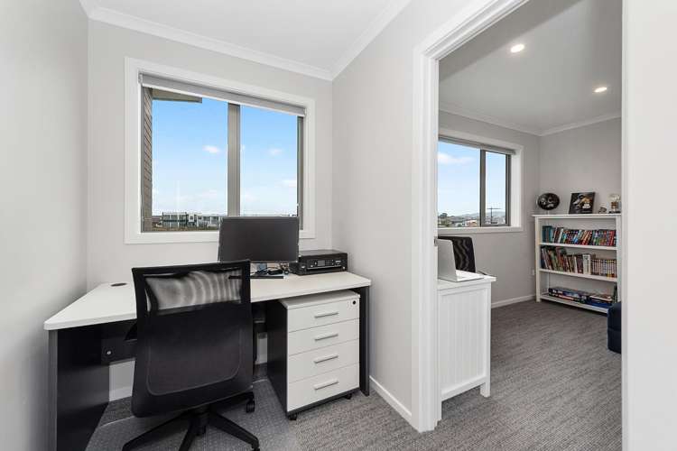 14 McCorquindale Drive 2743_15