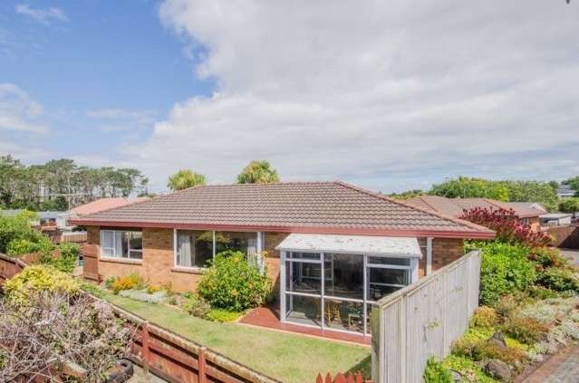 33e Kirby Street Glendene_1