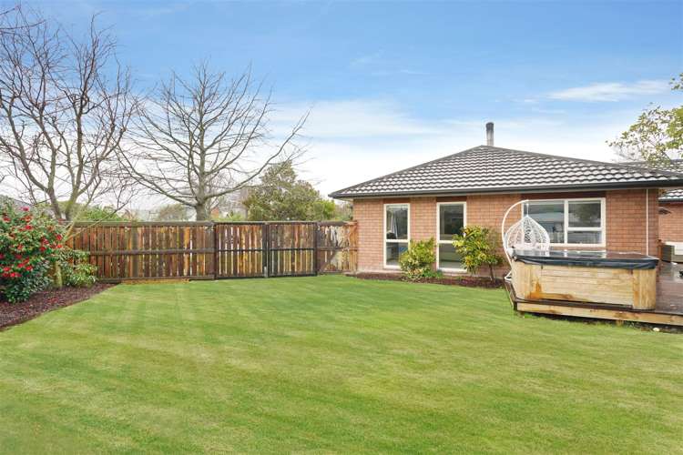 5 Littles Lane Woodend_11