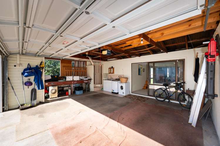 1011 Waipuna Street Mahora_17