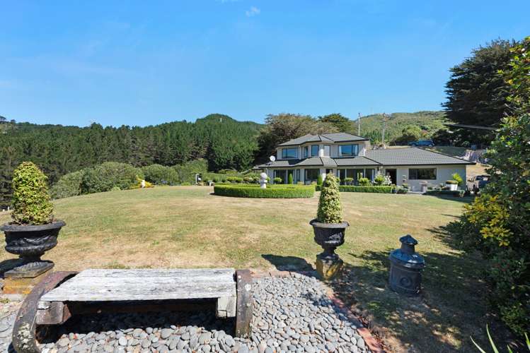 174 Makara Road Makara_43