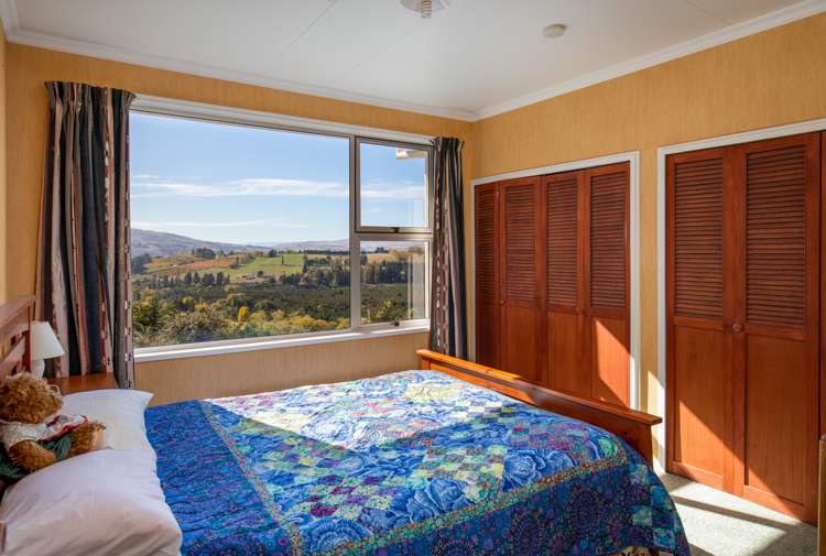 16 Edinburgh Street Green Island_9