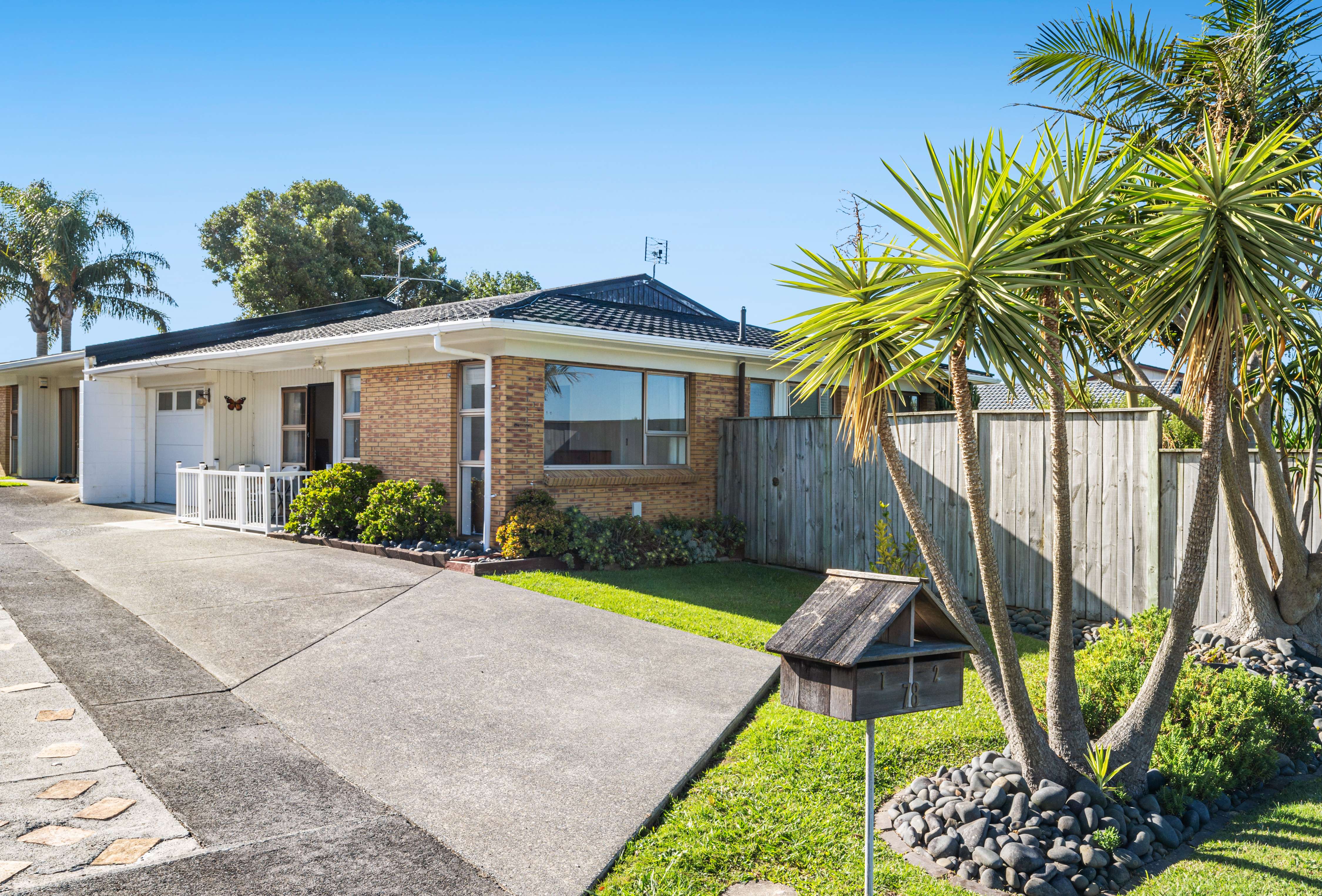 1/78 Prince Regent Drive Half Moon Bay Manukau City Houses for